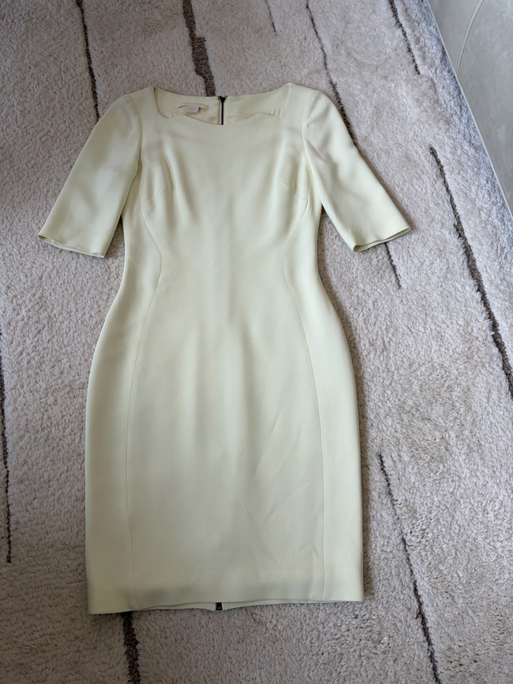 Elegant Antonio Berardi Light Yellow Crepe Women’s Sheath Dress